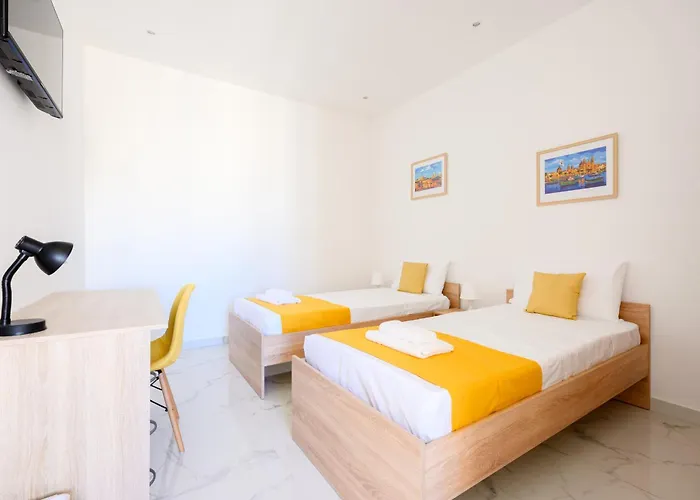 Gazde/Camere de închiriat F8-4 Ensuite Bedroom Sliema